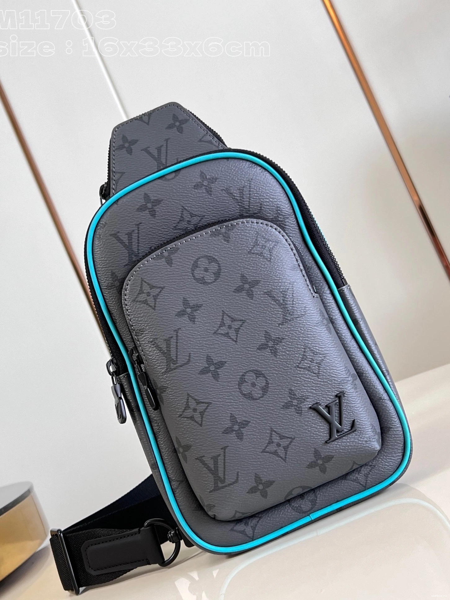 WIS VUITTON Avenue Slingbag-16*33*5.7CM LOUIS 1116